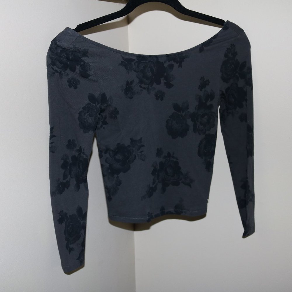 American Eagle Crop Top